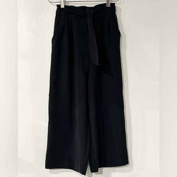 Lululemon NEW Noir Tie Waist Crop Pants in Black 2 - Picture 1 of 10